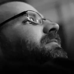dgoHn