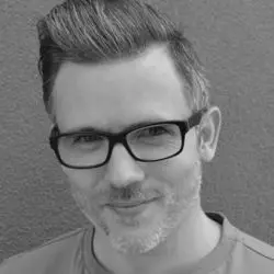 Tom MacRae
