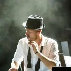 Wax Tailor