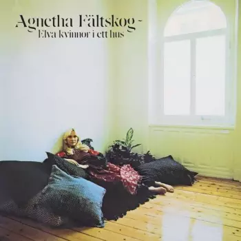 Elva Kvinnor I Ett Hus