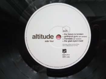 2LP ALT: Altitude  DLX