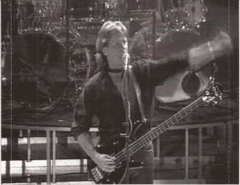 CD/DVD Asia: Live In Moscow: Access All Areas