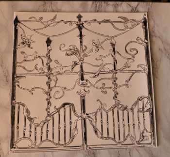 CD BENEE: Ur an Angel I'm Just Particles