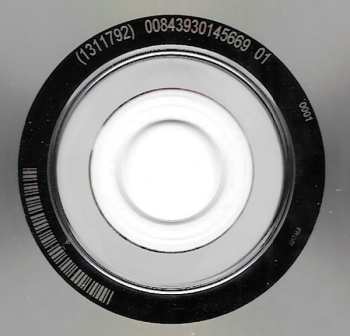 CD Caroline Jones: Good Omen