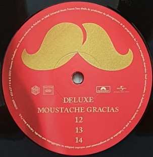 2EP Deluxe: Moustache Gracias