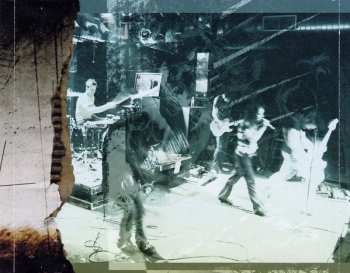 CD/DVD Flyleaf: Flyleaf