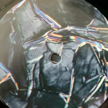 LP Glass Museum: Reflet