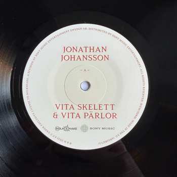 LP Jonathan Johansson: Vita Skelett & Vita Pärlor