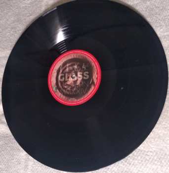 LP Keenan/Russell Duo: Performs Monument Maker