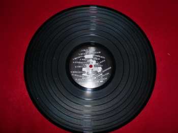 LP Kob 82: Propaganda pelo Ato