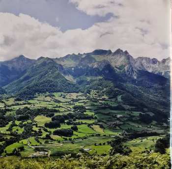 2CD La Novem Dap Companhia: Chant Et Polyphonie En Béarn = Bearn Song And Polyphony