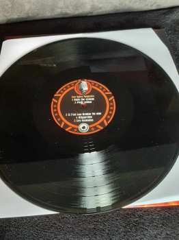 LP Les Sales Majestés: Le Feu LTD