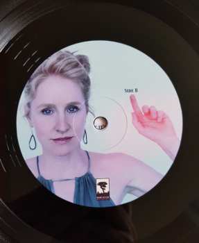 LP/CD Lesley Kernochan: The Hummingbird Revolution