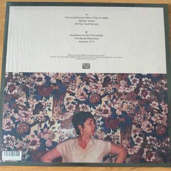 LP Lisa O'Neill: The Wind Doesn't Blow This Far Right