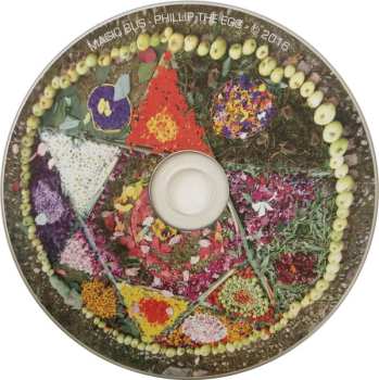 CD Magic Bus: Phillip The Egg