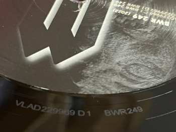 2LP Malombra: T.R.E.S.