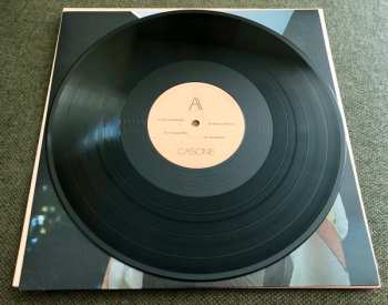 LP Maria Usbeck: Envejeciendo