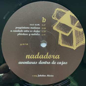 LP Nadadora: Aventuras Dentro De Cajas