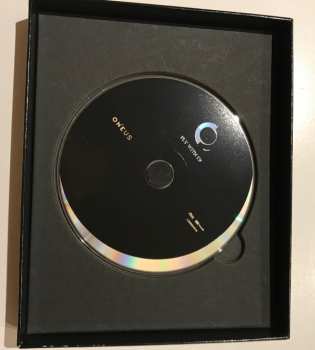 CD Oneus: Fly With Us