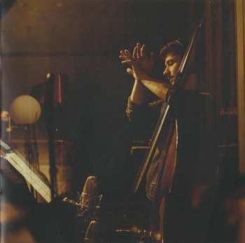 CD Phillip Dornbuschs Projektor:  Re​|​construct