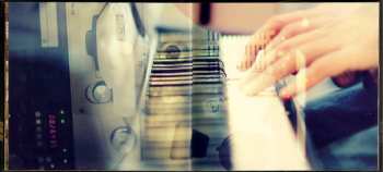 2CD Pretty Lights: A Color Map Of The Sun