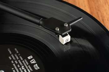 Technique audio Pro-ject E1 Ořech + AT3600L