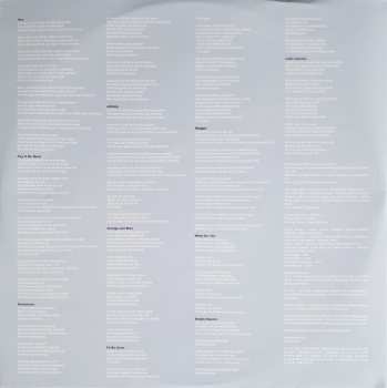 LP Sarah Jarosz: World On The Ground