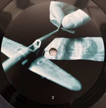 2LP Sofa: Source Crossfire