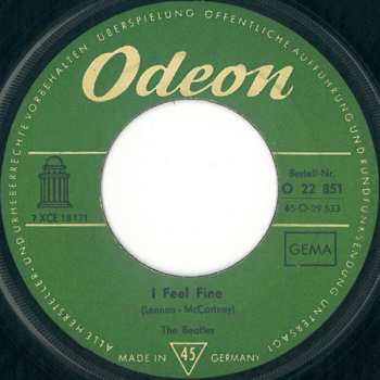 SP I Feel Fine / She's A Woman