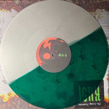 LP The Living Tombstone: Rust