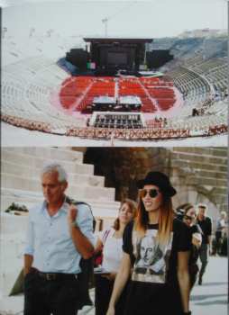 2CD/DVD/Coffret Various: Amiche In Arena DLX