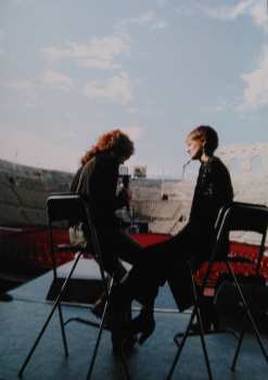 2CD/DVD/Coffret Various: Amiche In Arena DLX