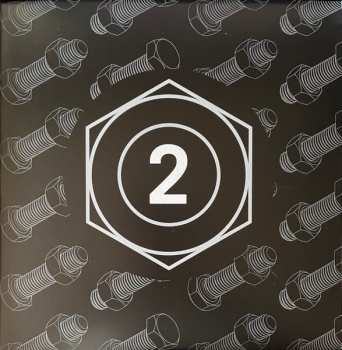 4LP/4CD/Coffret Various: DRO 40 Aniversario - ...Y El Futuro Sigue Caminando Un Paso Por Detrás De Nosotros DLX | LTD