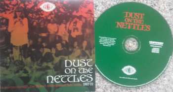 3CD/Coffret Various: Dust On The Nettles (A Journey Through The British Underground Folk Scene 1967-1972)