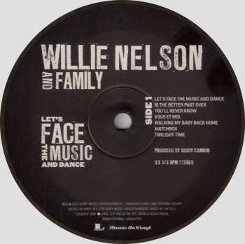 LP Willie Nelson & Family: Let's Face The Music And Dance LTD | NUM | CLR