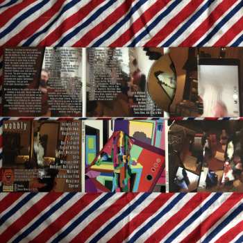 CD Wobbly: Monitress