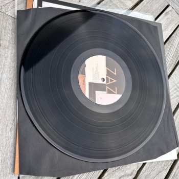 LP ZAZ: Sains et saufs